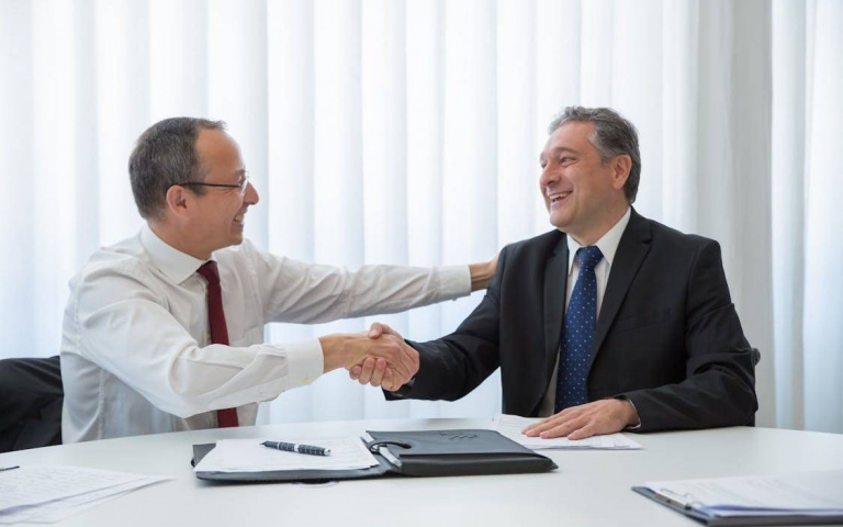 巨蟹静待花开、母羊伯乐引路　4星座10月中旬贵人到事业运势大爆发