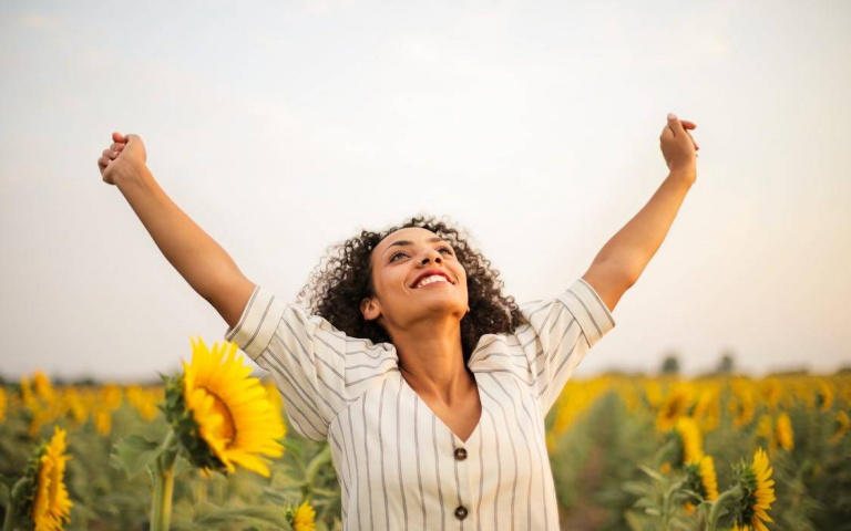 宇宙讯号大爆发！双子灵感涌现、水瓶戏剧逆转　4星座未来15天骤亮翻盘　