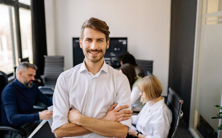 年底升职潮！双鱼受长官青睐、水瓶走时代尖端　这4星座有望职场大跃进　